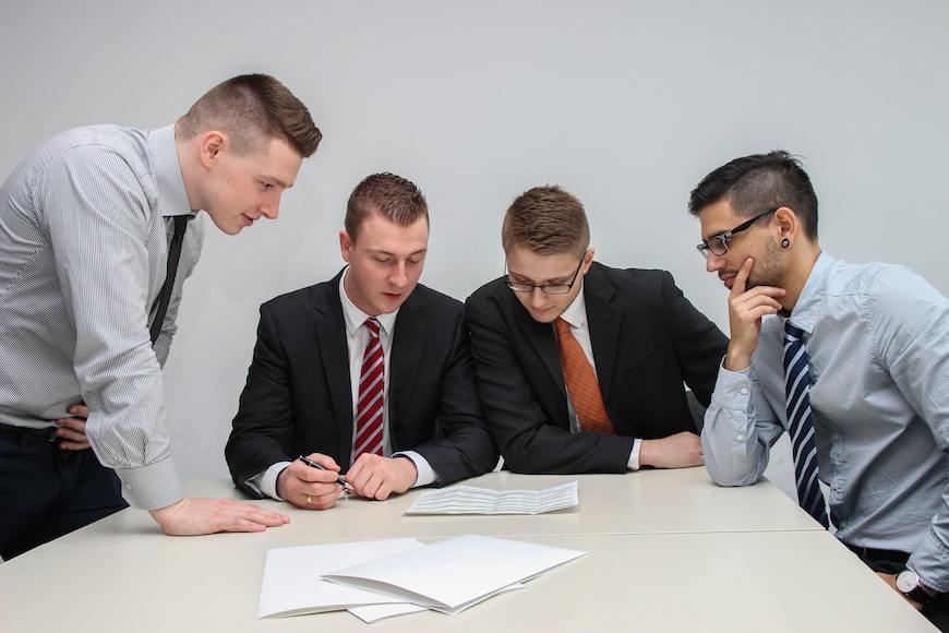 6 Reasons Why Foreign Investors Must Choose Indonesia